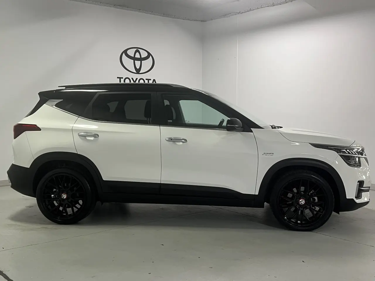 2020 KIA SELTOS Gallery Image 4