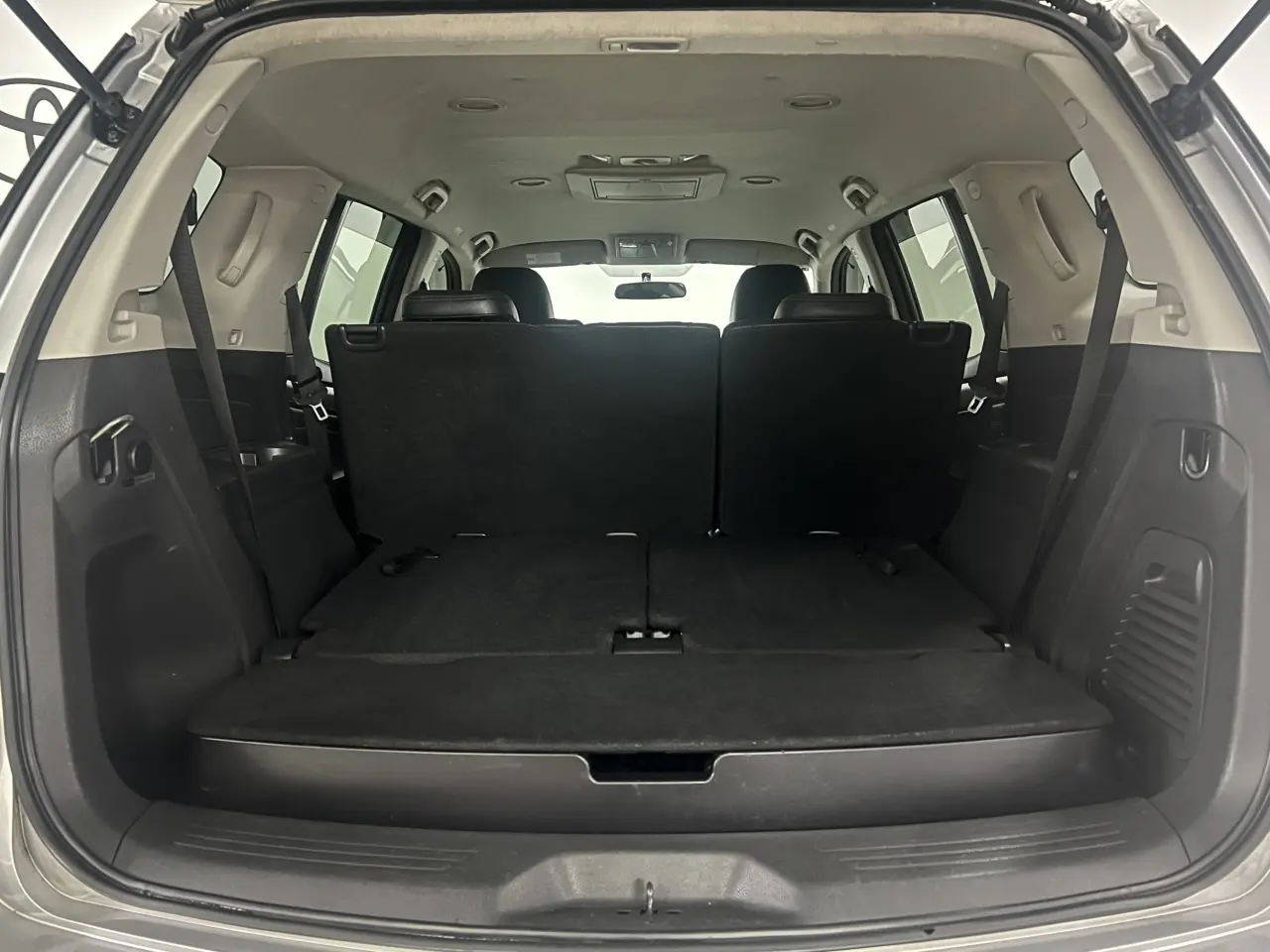 2014 ISUZU MU-X Gallery Image 12