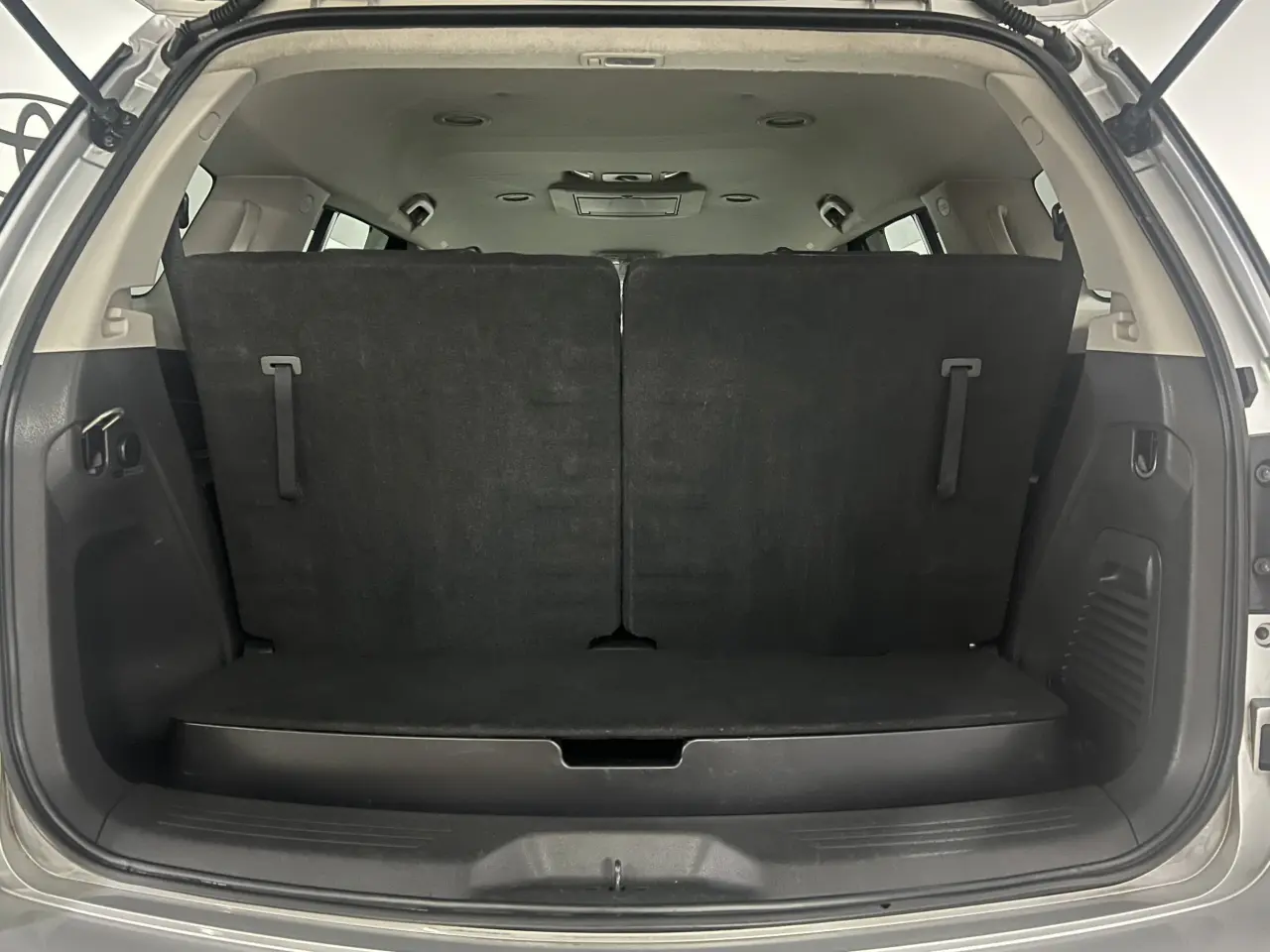 2014 ISUZU MU-X Gallery Image 13