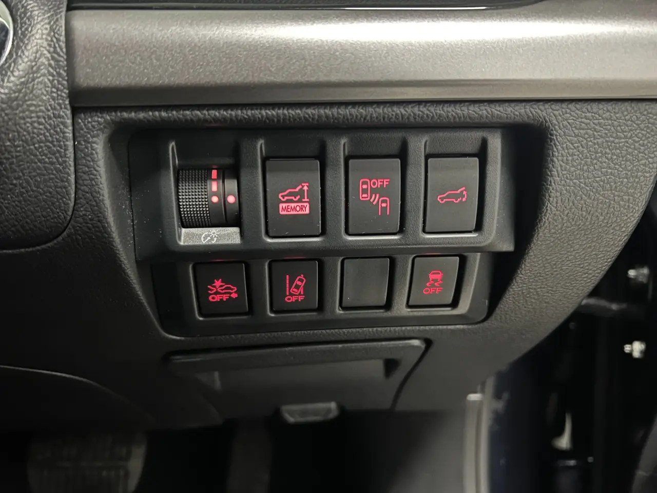 2020 SUBARU OUTBACK Gallery Image 20