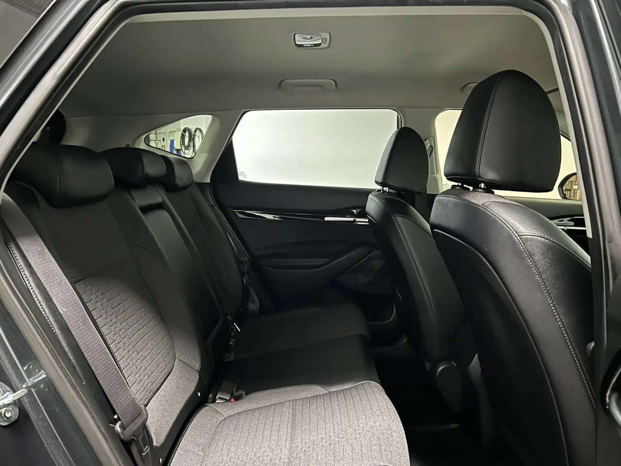 2020 KIA SELTOS Gallery Image 11