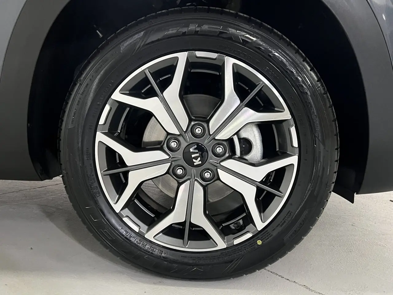 2020 KIA SELTOS Gallery Image 5
