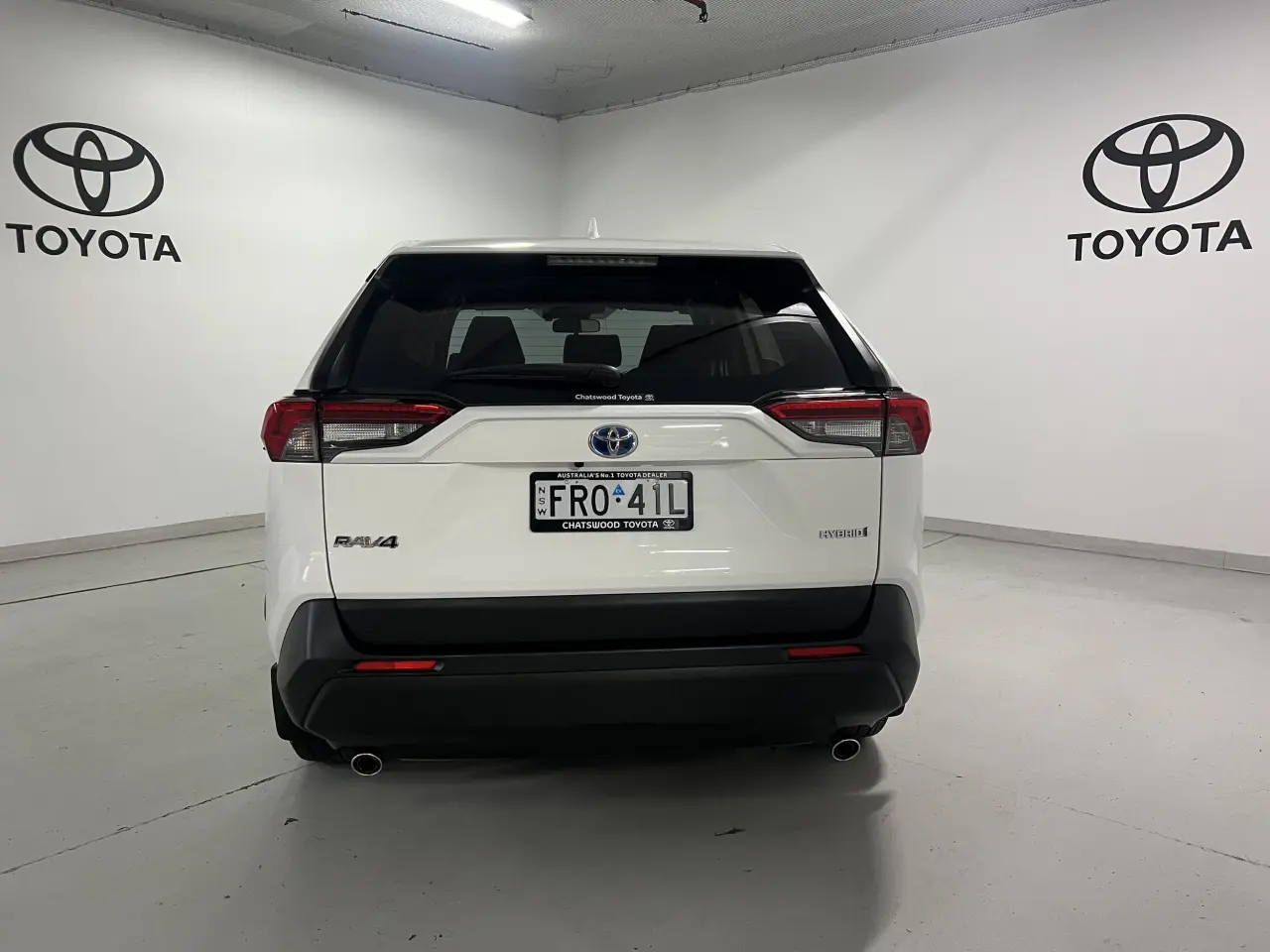 2021 TOYOTA RAV4 HYBRID Gallery Image 6