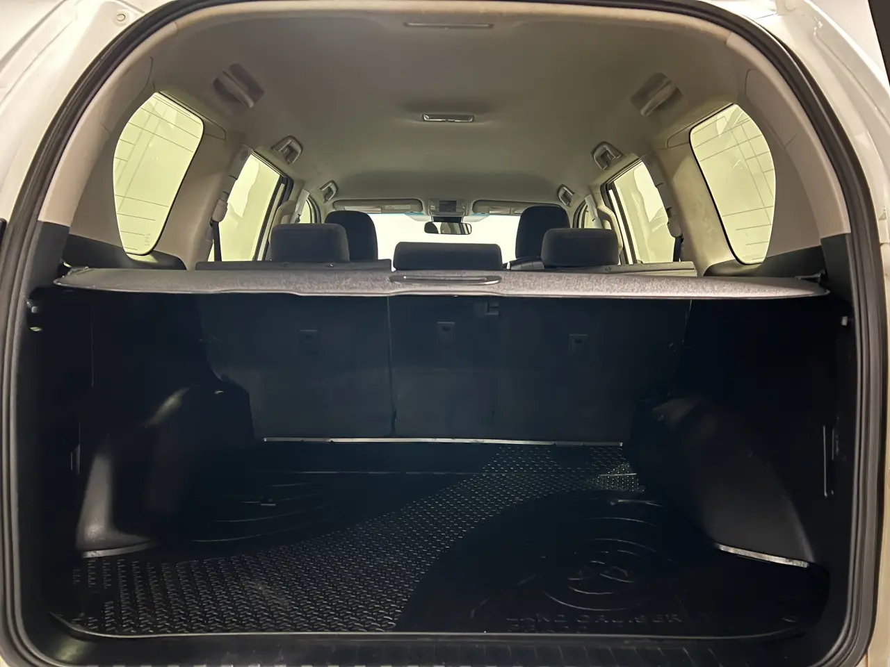 2019 TOYOTA PRADO Gallery Image 13