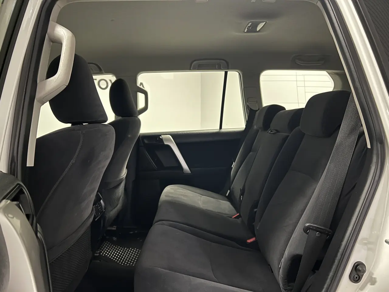 2019 TOYOTA PRADO Gallery Image 14