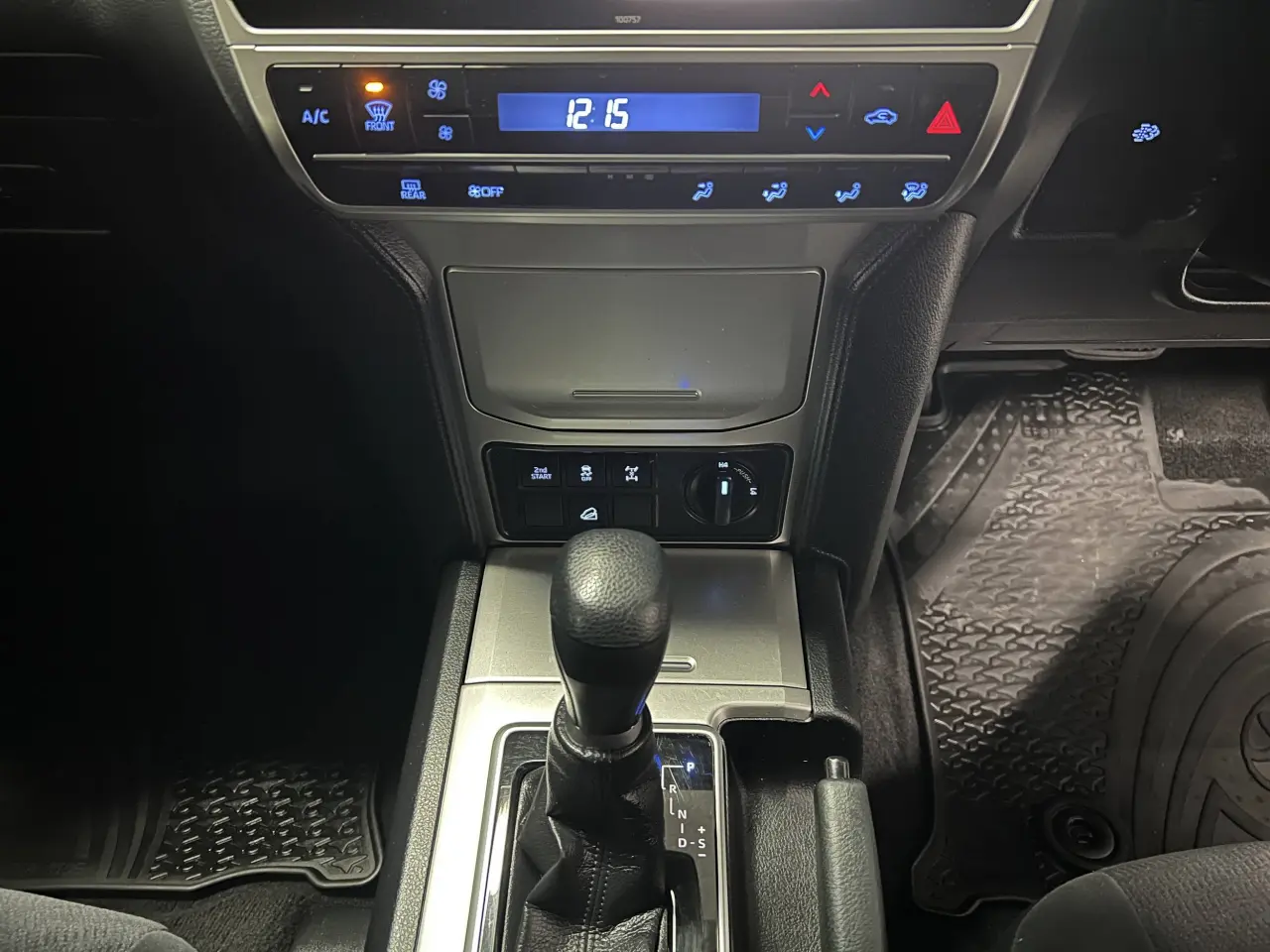 2019 TOYOTA PRADO Gallery Image 20