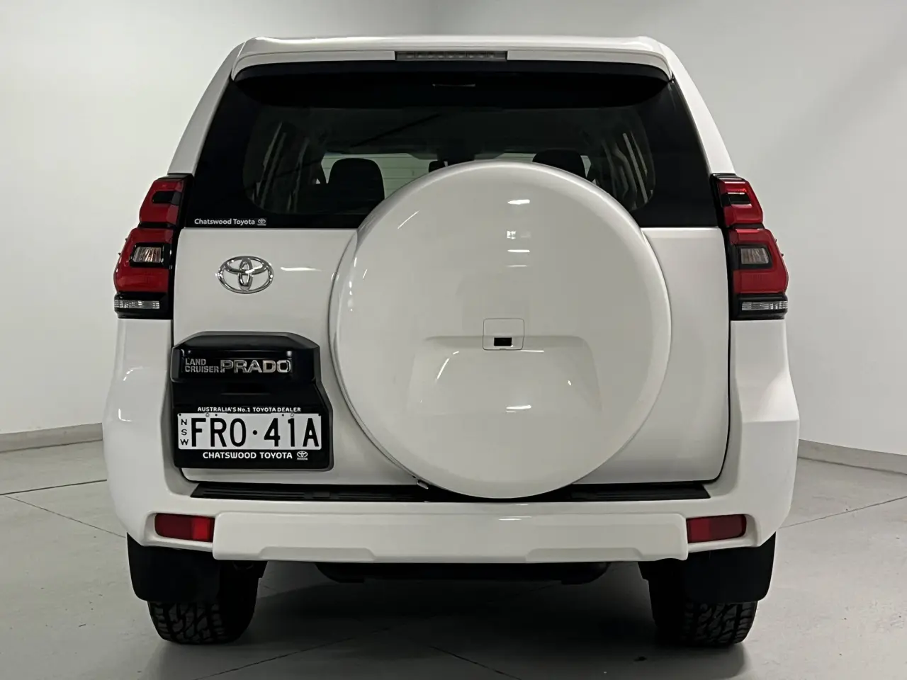 2019 TOYOTA PRADO Gallery Image 7