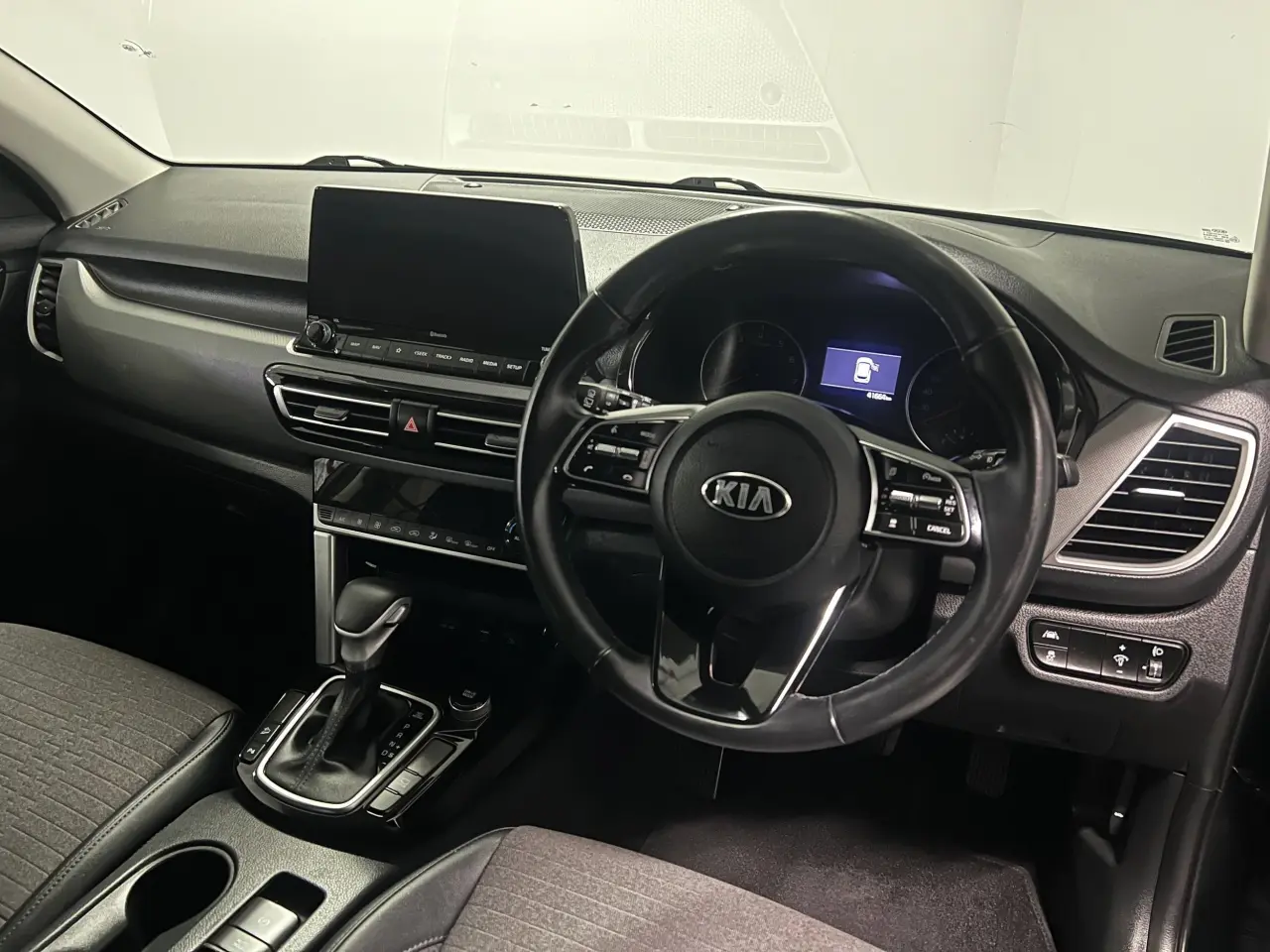 2020 KIA SELTOS Gallery Image 10