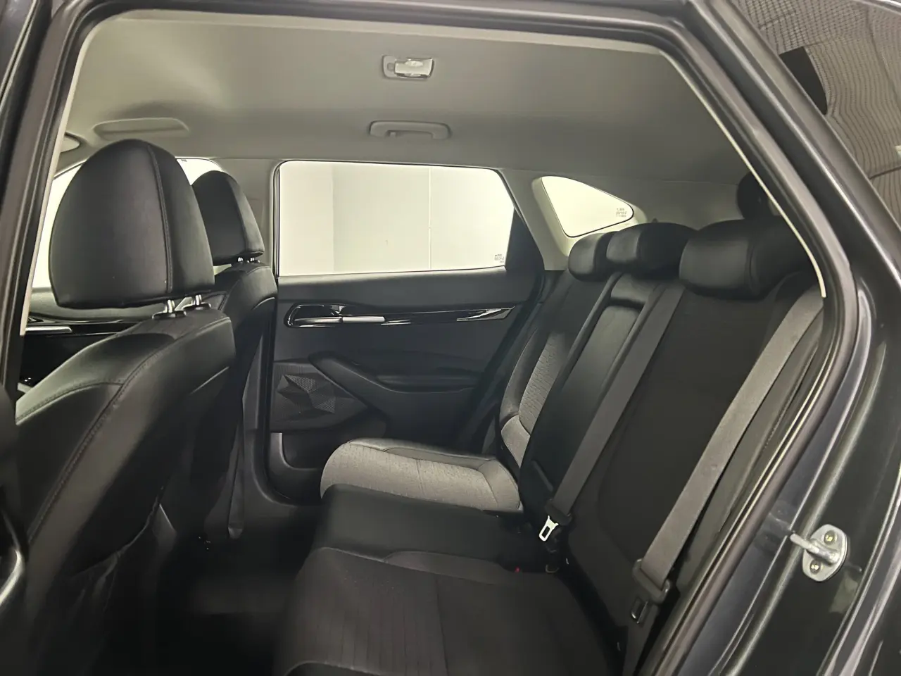 2020 KIA SELTOS Gallery Image 13