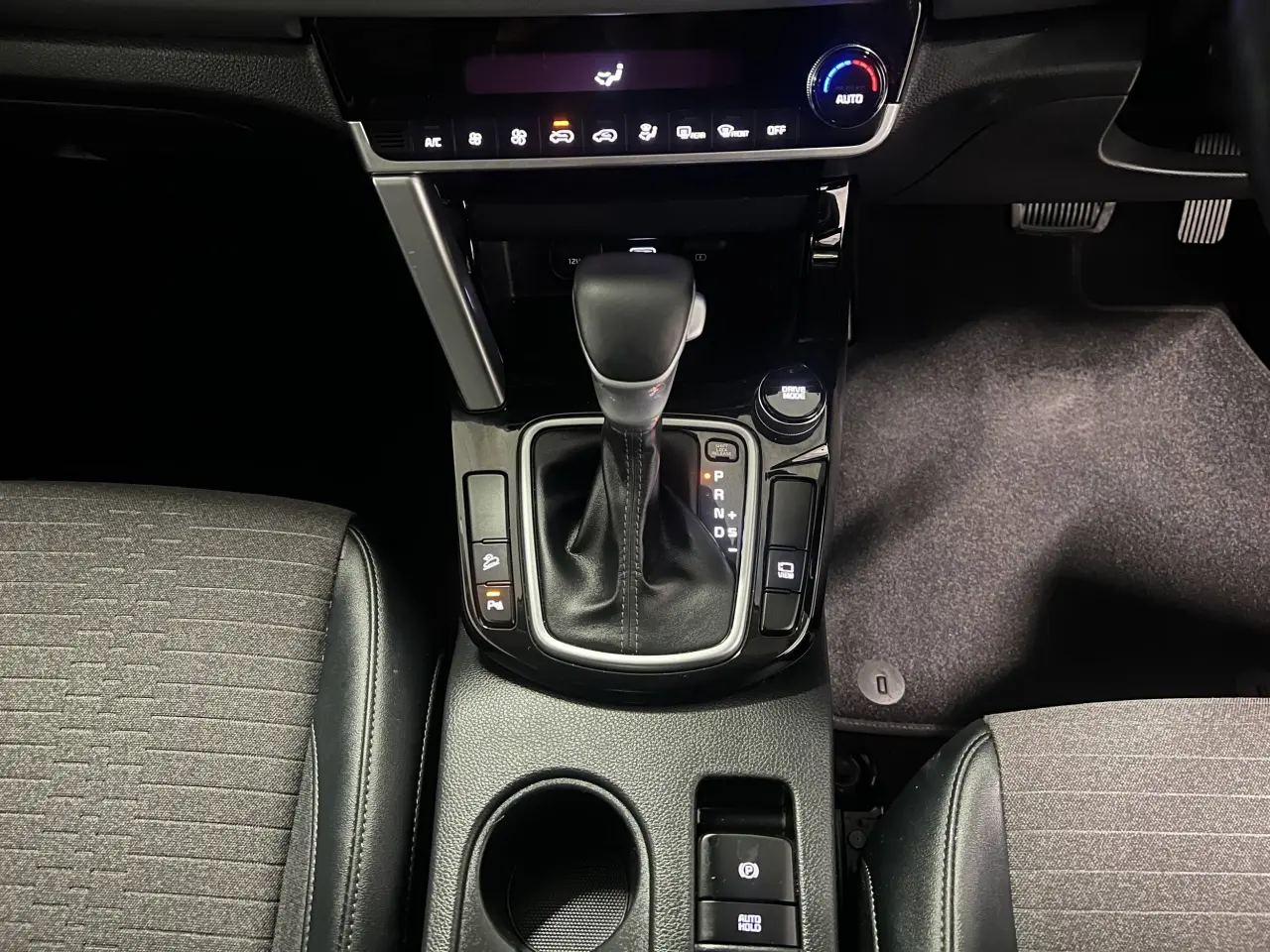 2020 KIA SELTOS Gallery Image 19