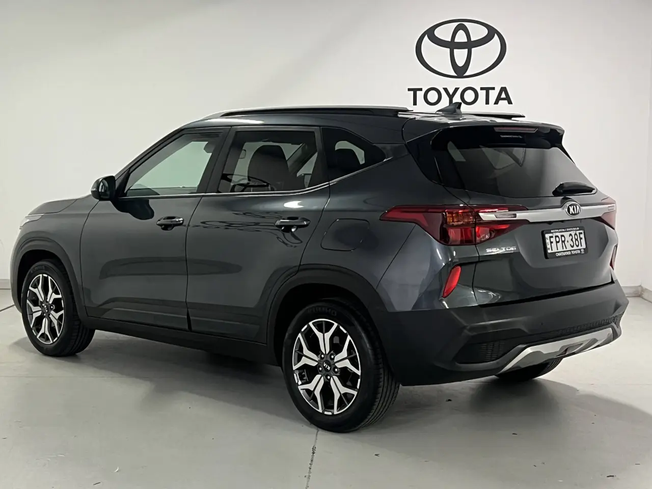 2020 KIA SELTOS Gallery Image 8