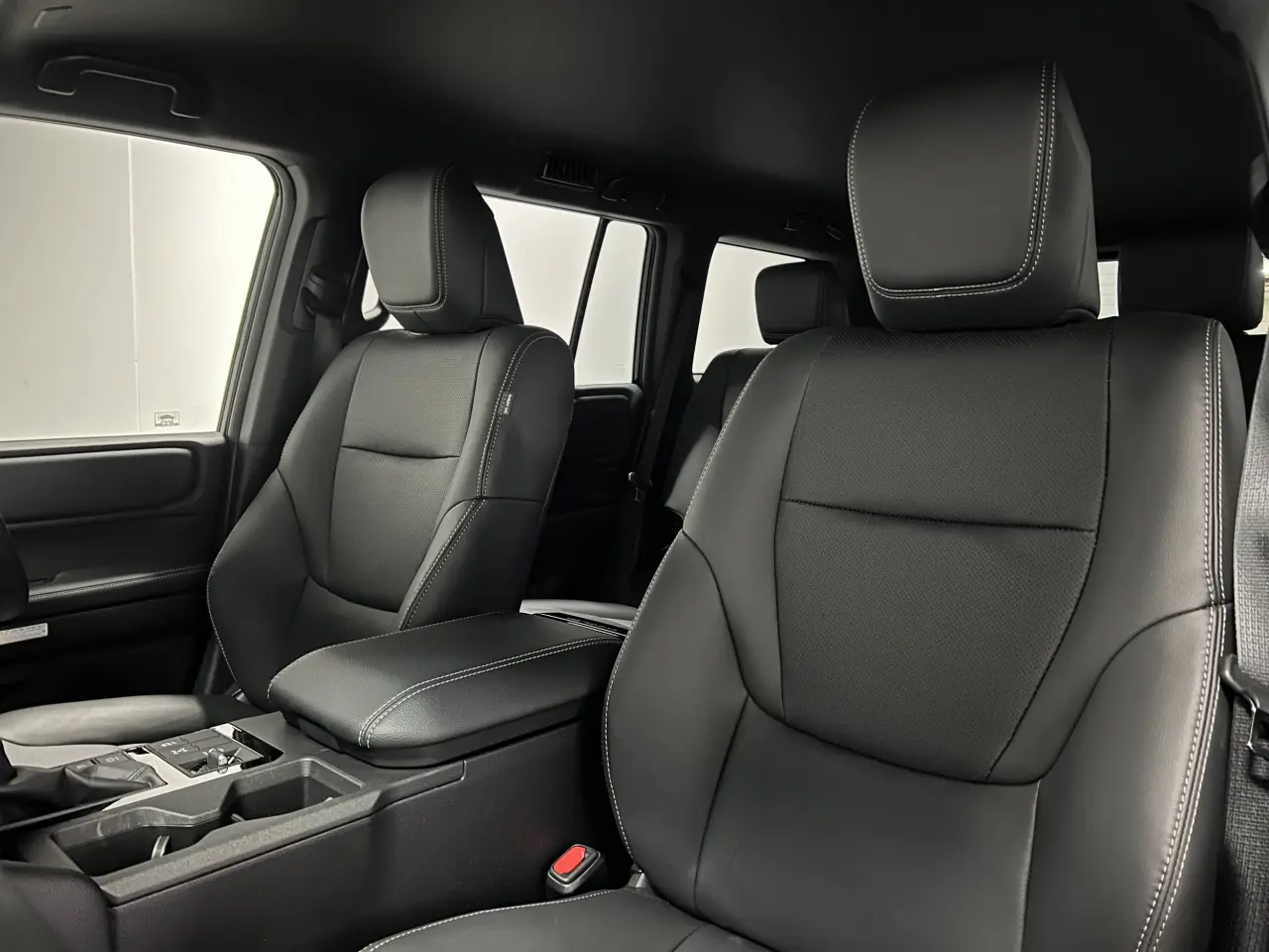 2025 TOYOTA PRADO Gallery Image 18