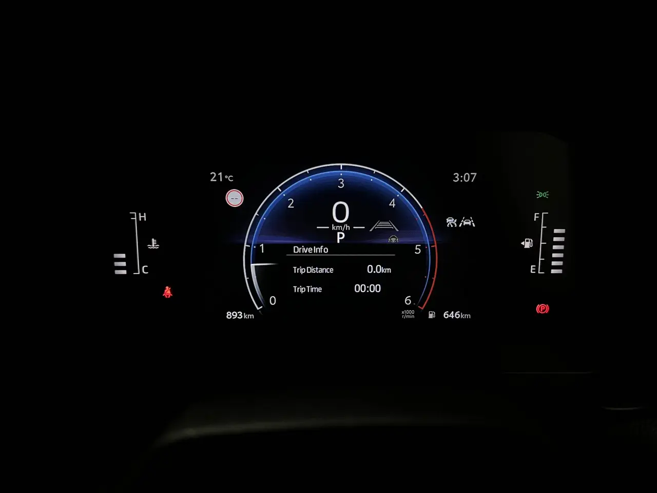 2025 TOYOTA PRADO Gallery Image 20