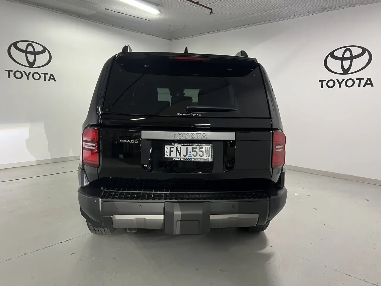 2025 TOYOTA PRADO Gallery Image 6