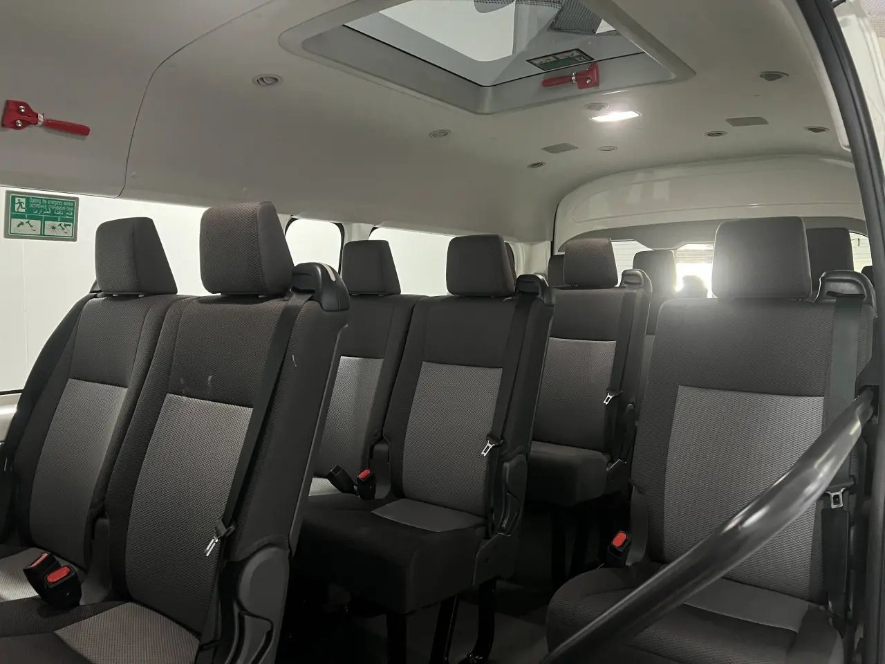 2019 TOYOTA HIACE Gallery Image 12