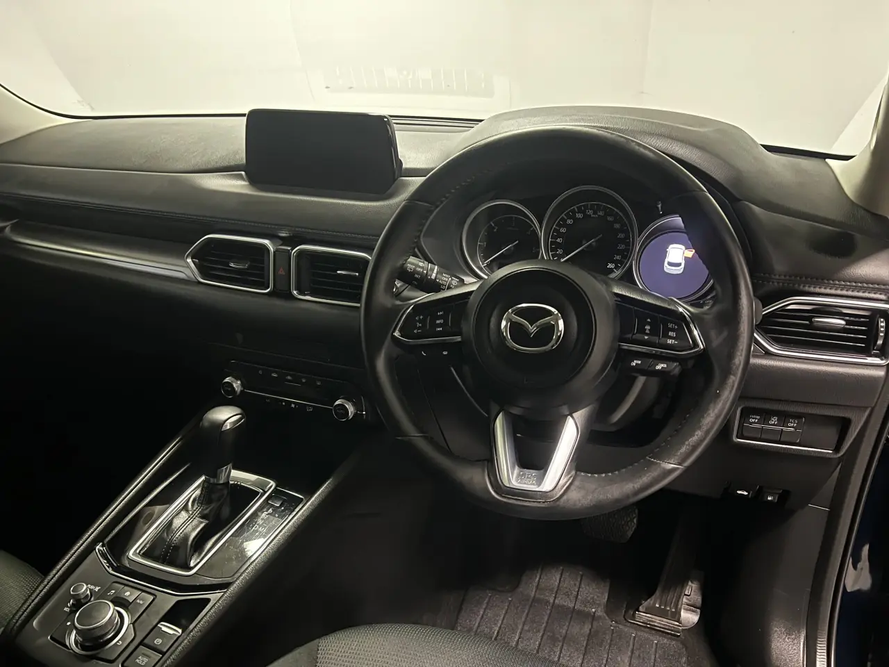 2019 MAZDA CX-5 Gallery Image 10
