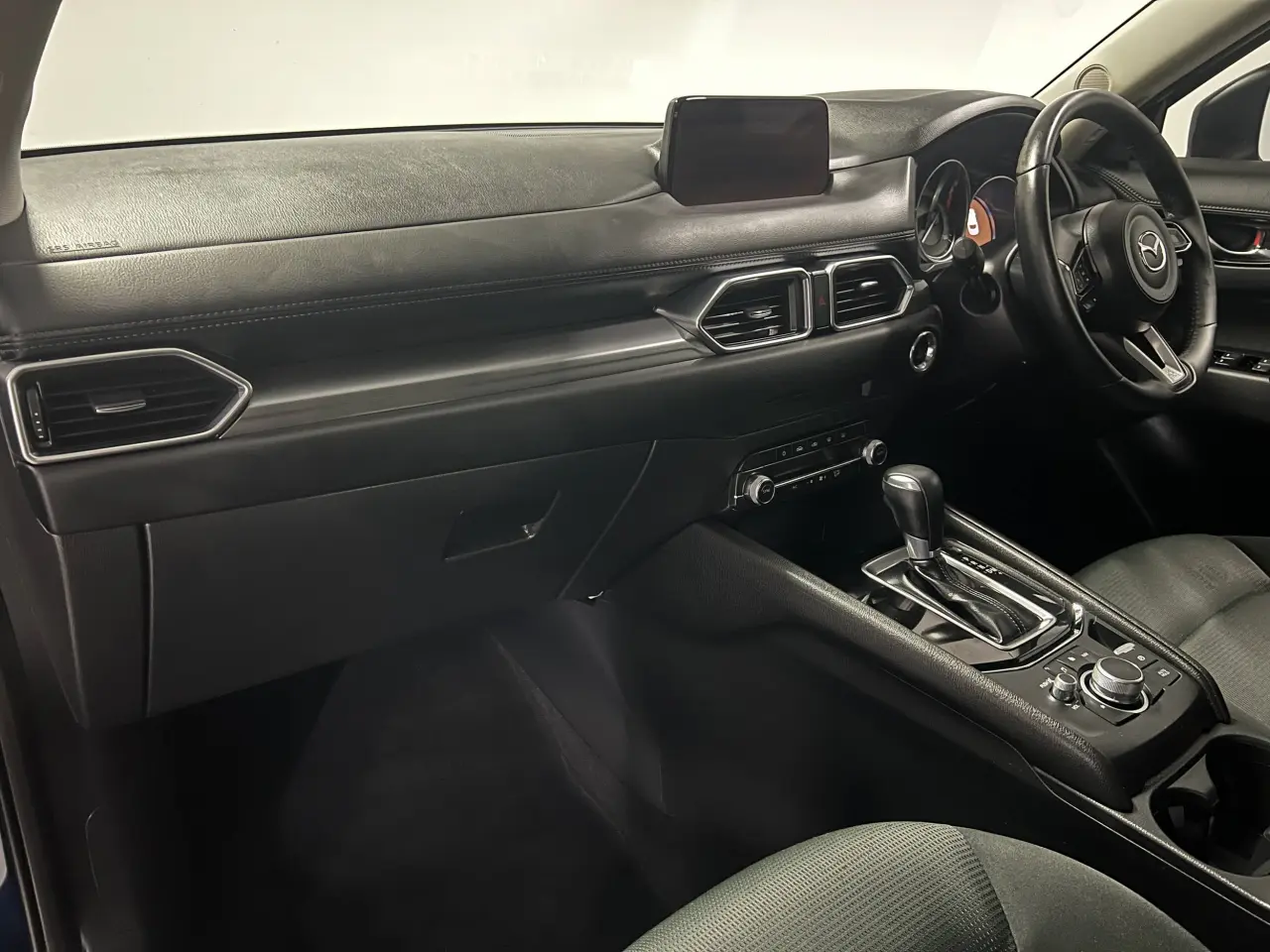 2019 MAZDA CX-5 Gallery Image 14