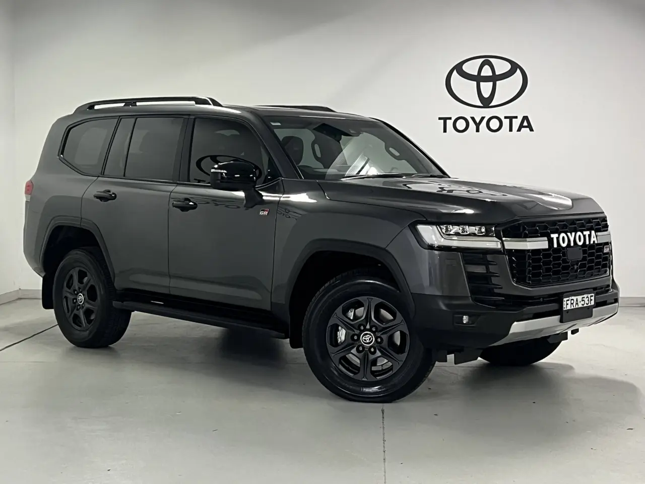 2024 TOYOTA LANDCRUISER Gallery Image 1