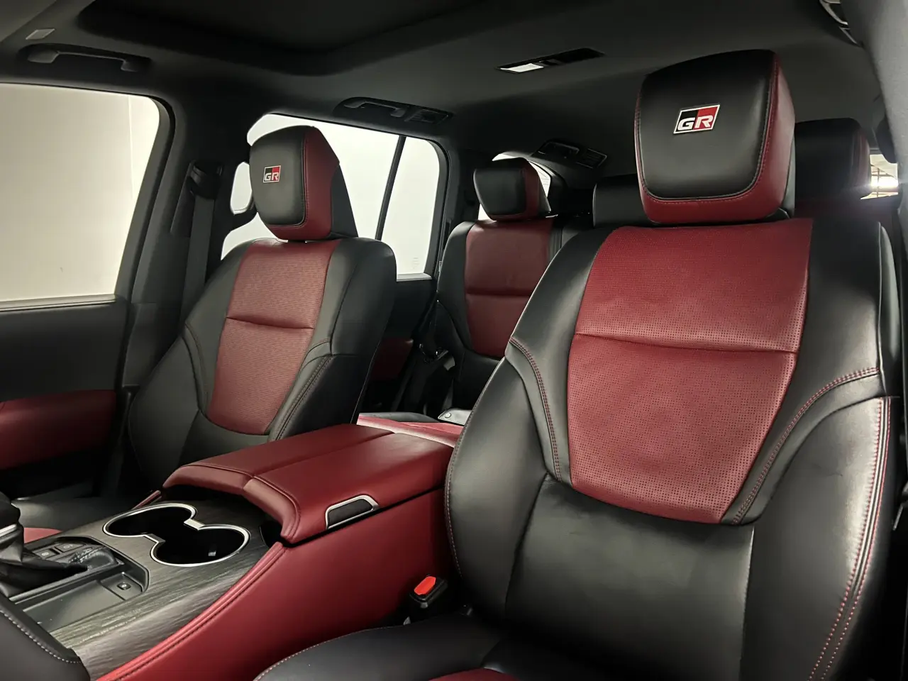 2024 TOYOTA LANDCRUISER Gallery Image 15