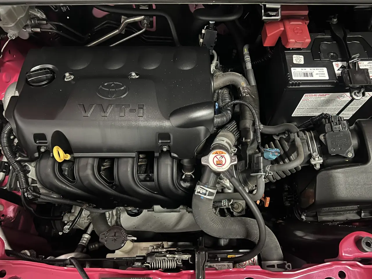 2018 TOYOTA YARIS Gallery Image 20