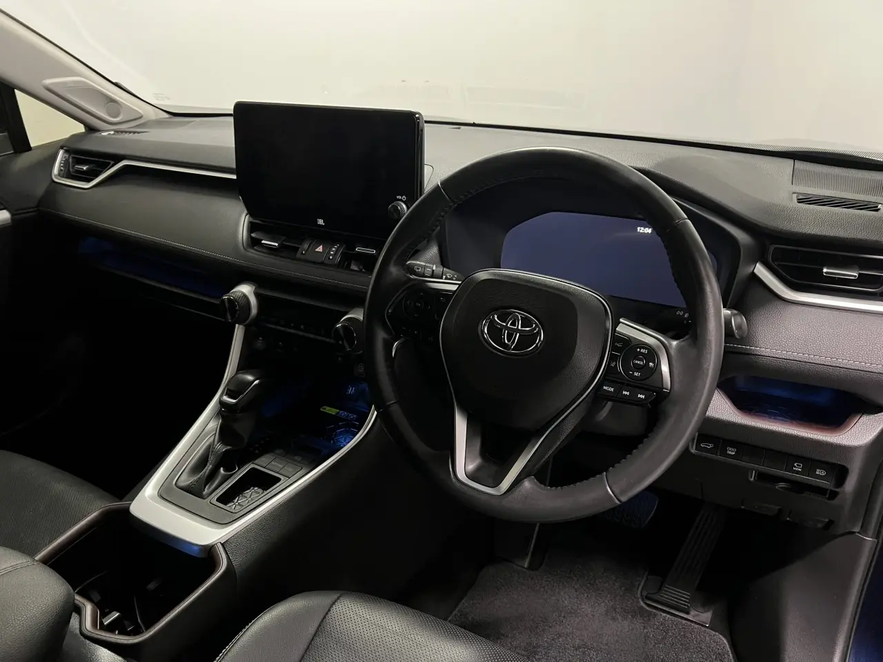 2023 TOYOTA RAV4 Gallery Image 10