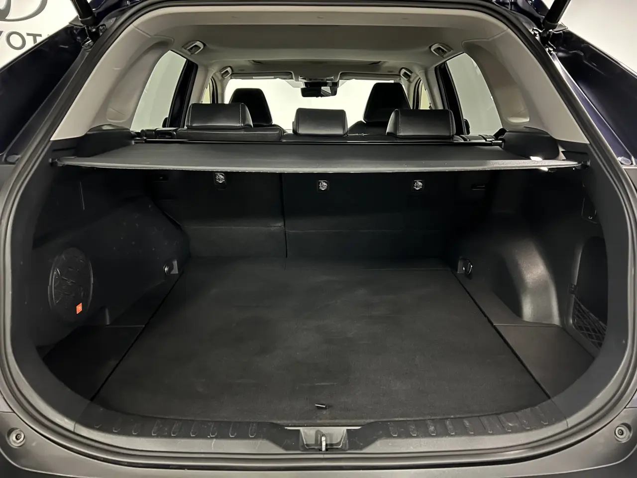 2023 TOYOTA RAV4 Gallery Image 13