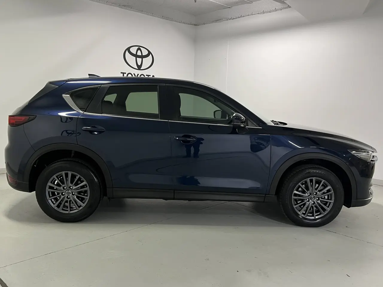 2019 MAZDA CX-5 Gallery Image 4