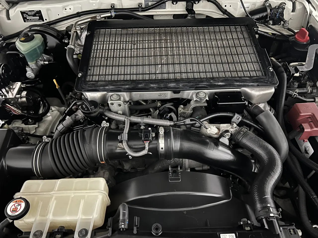 2019 TOYOTA LC MILITARY Gallery Image 19