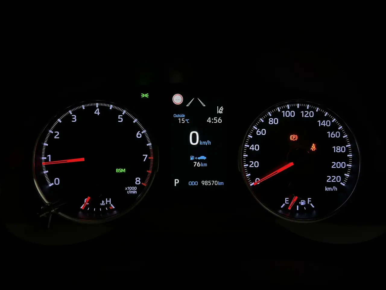 2019 TOYOTA RAV4 Gallery Image 18