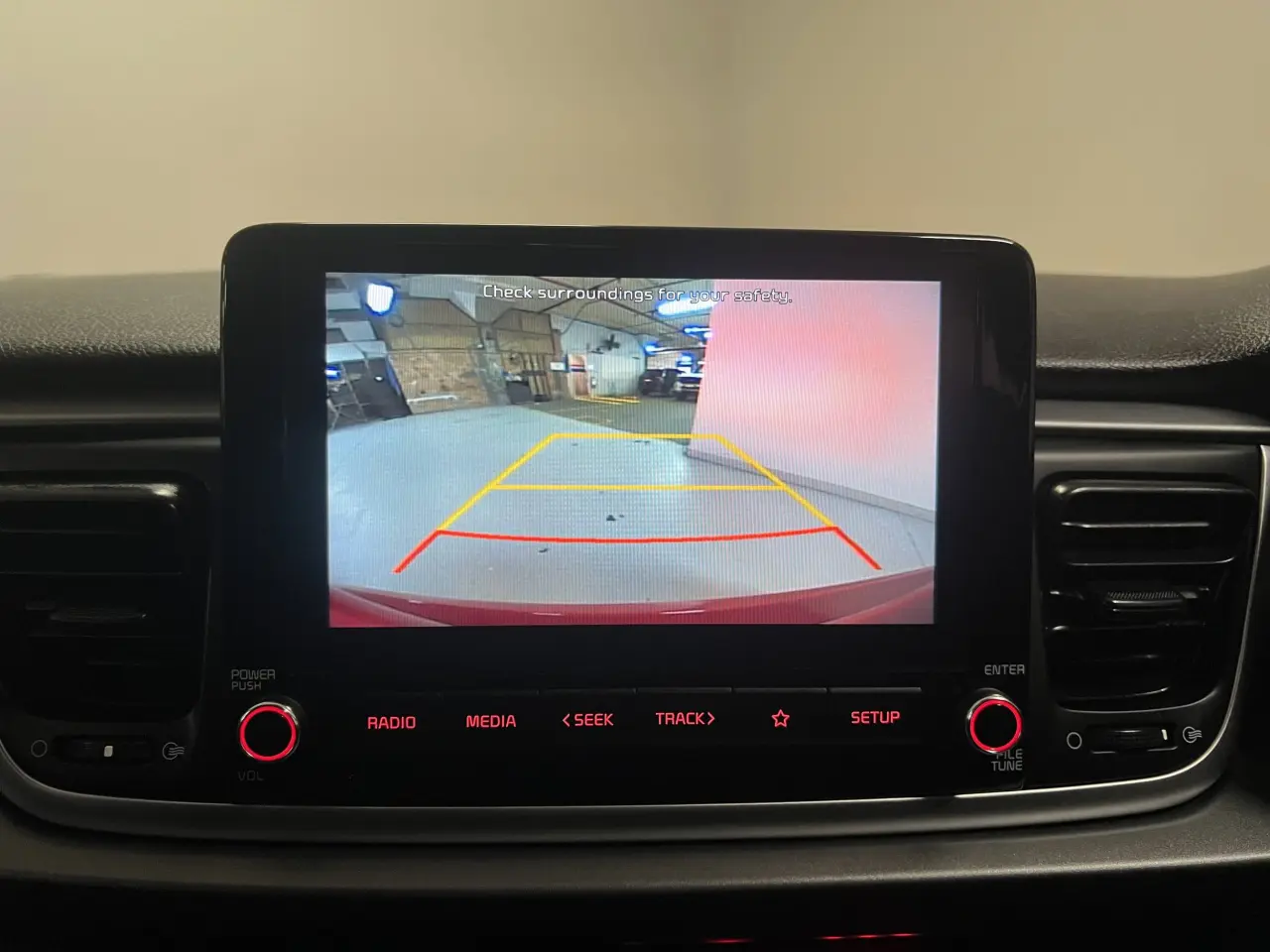 2021 KIA RIO Gallery Image 18
