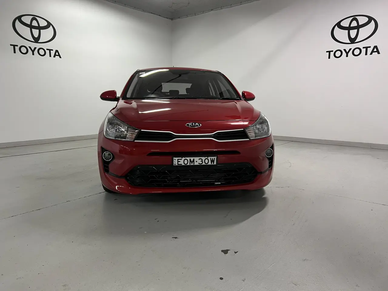 2021 KIA RIO Gallery Image 2