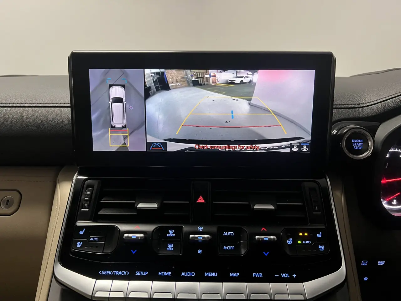 2022 TOYOTA LANDCRUISER Gallery Image 21