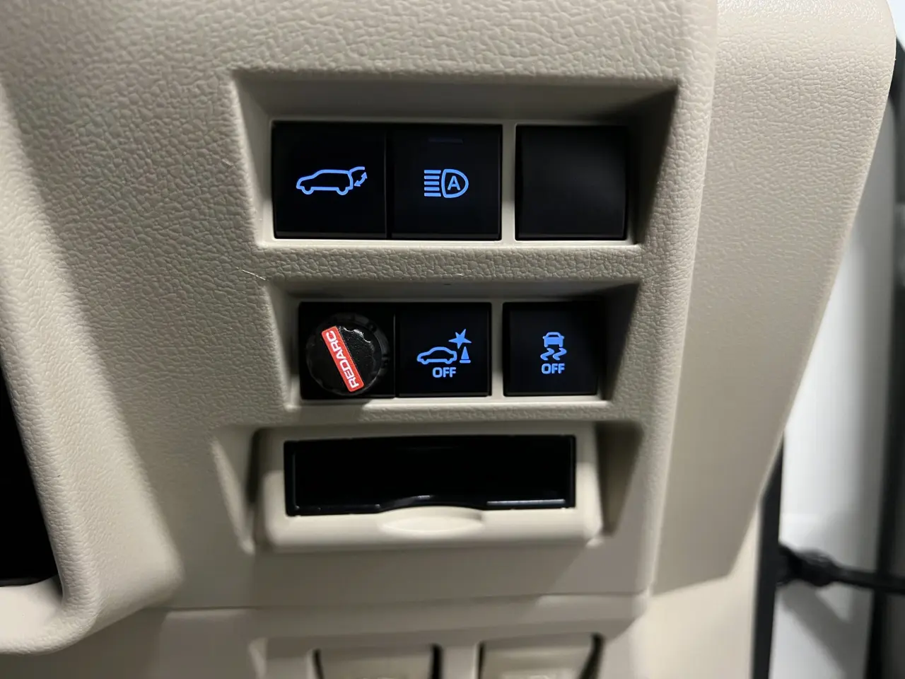 2022 TOYOTA LANDCRUISER Gallery Image 23