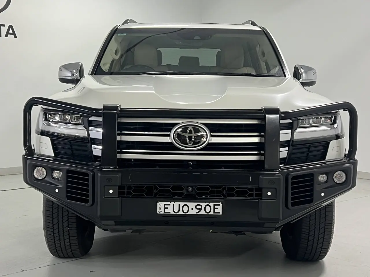 2022 TOYOTA LANDCRUISER Gallery Image 3