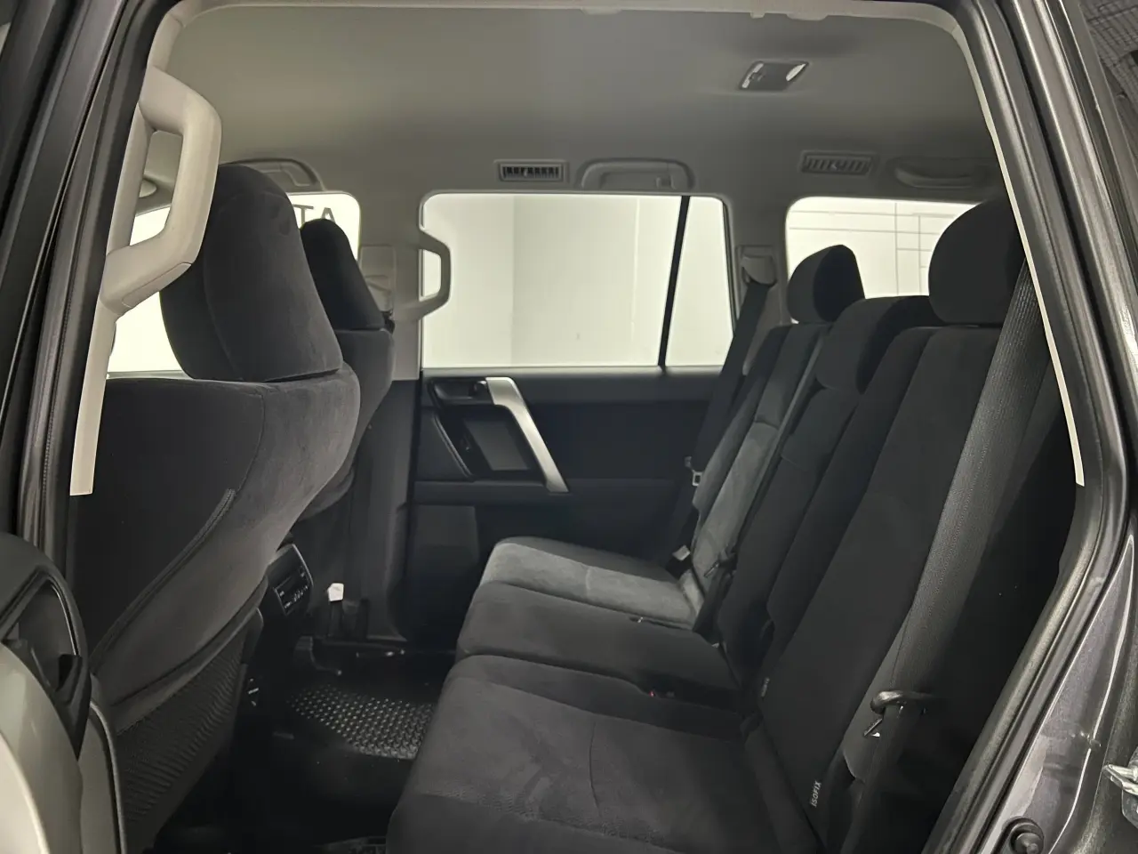 2022 TOYOTA PRADO Gallery Image 15