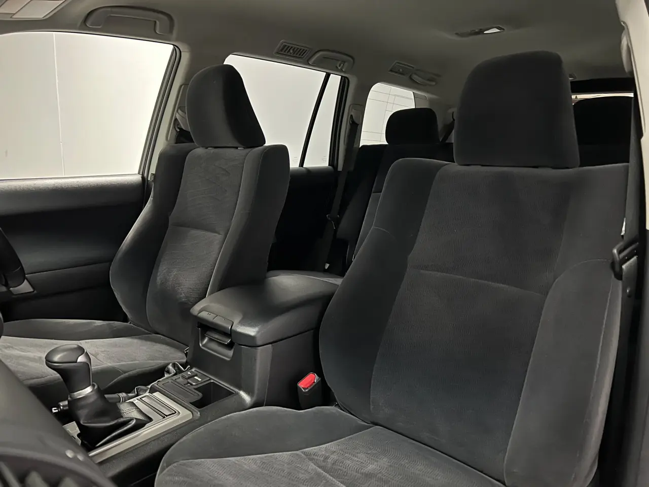 2022 TOYOTA PRADO Gallery Image 17