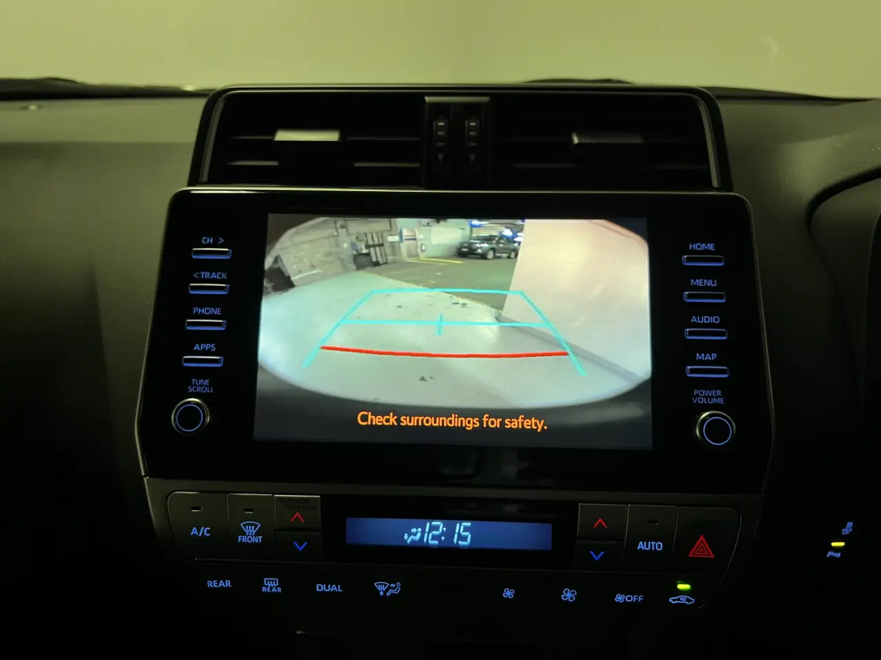 2022 TOYOTA PRADO Gallery Image 20