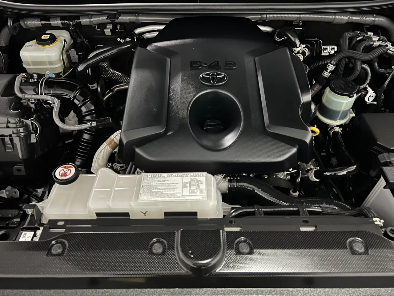 2022 TOYOTA PRADO Gallery Image 22
