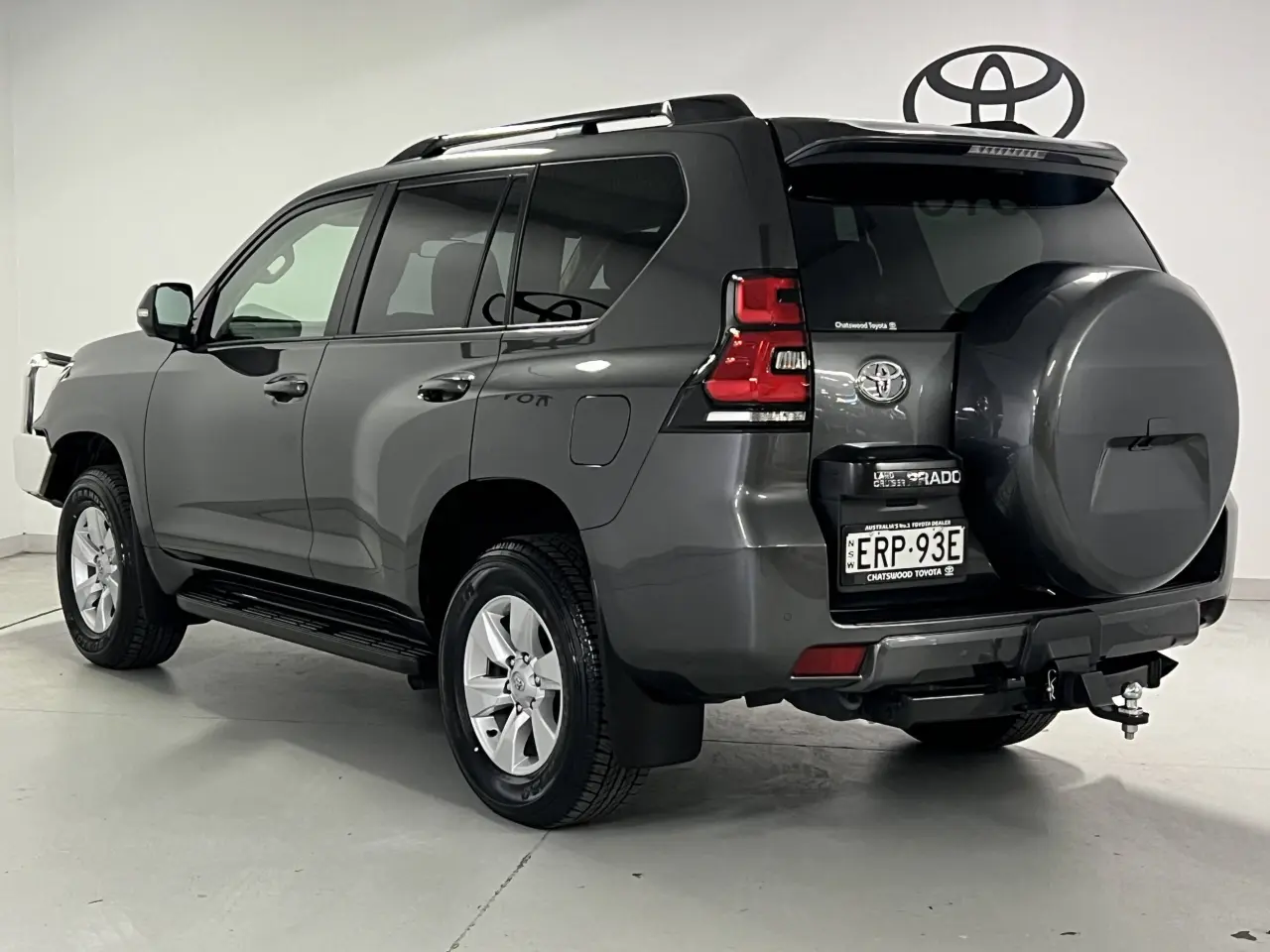 2022 TOYOTA PRADO Gallery Image 8