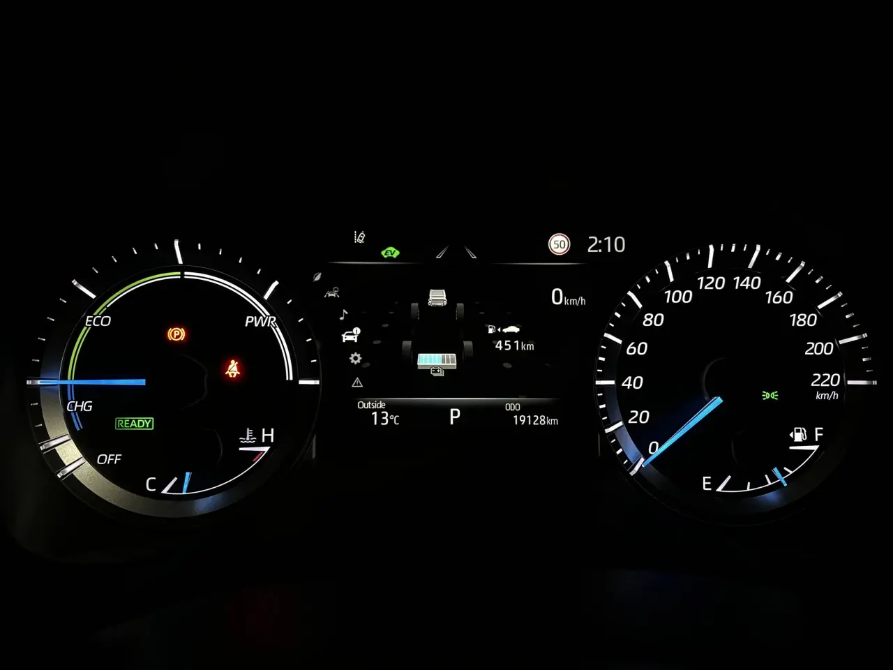 2023 TOYOTA KLUGER HYBRID Gallery Image 18