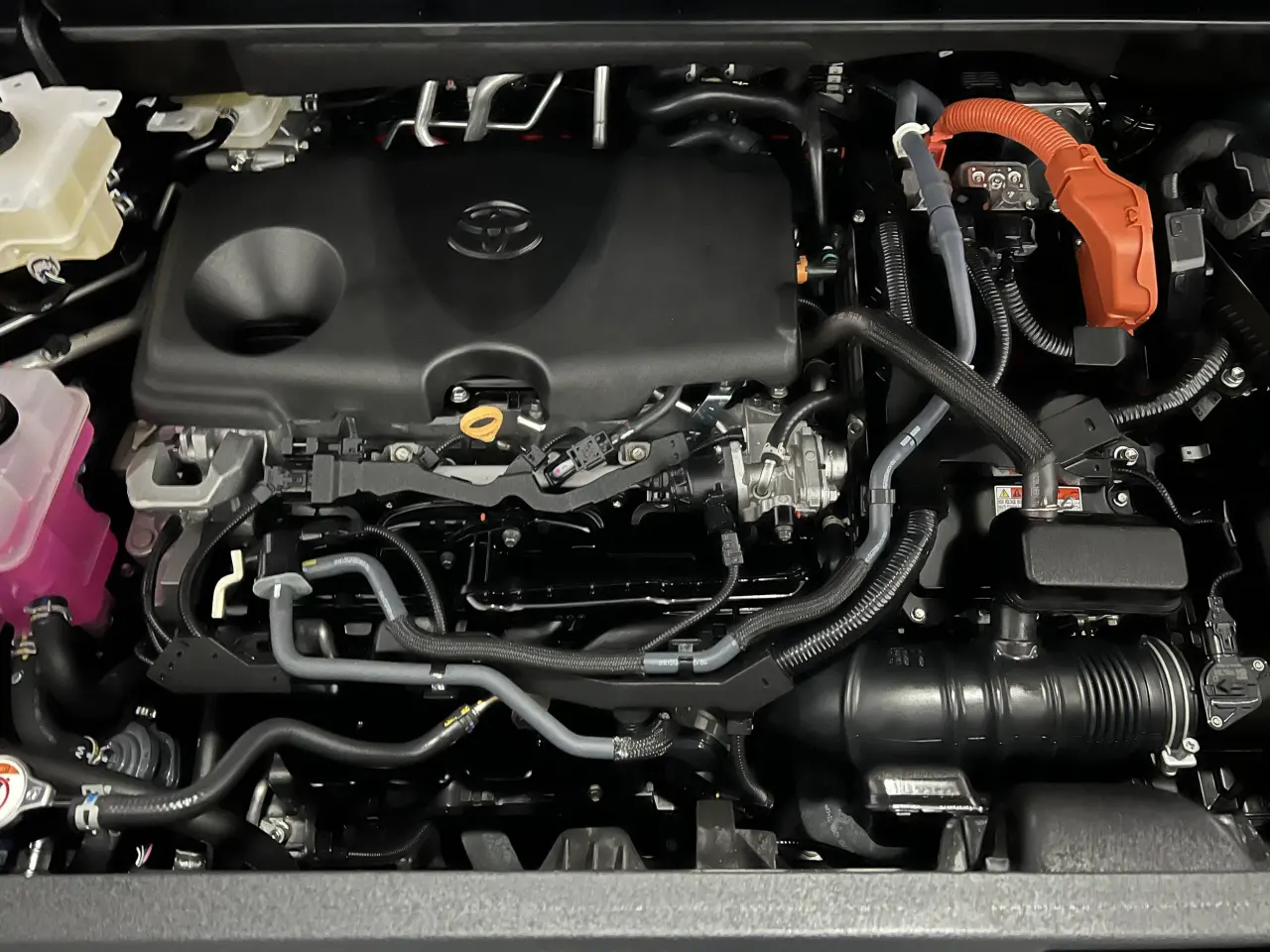 2023 TOYOTA KLUGER HYBRID Gallery Image 21