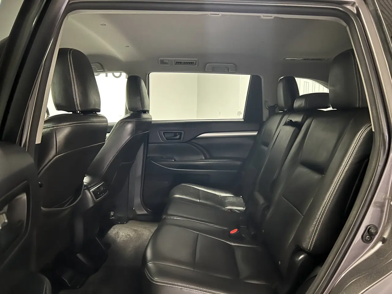 2014 TOYOTA KLUGER Gallery Image 14