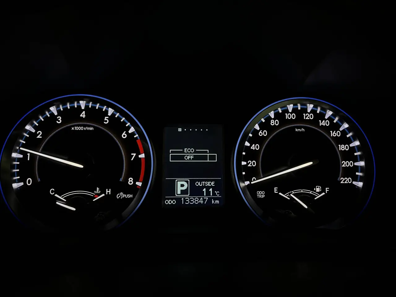2014 TOYOTA KLUGER Gallery Image 18