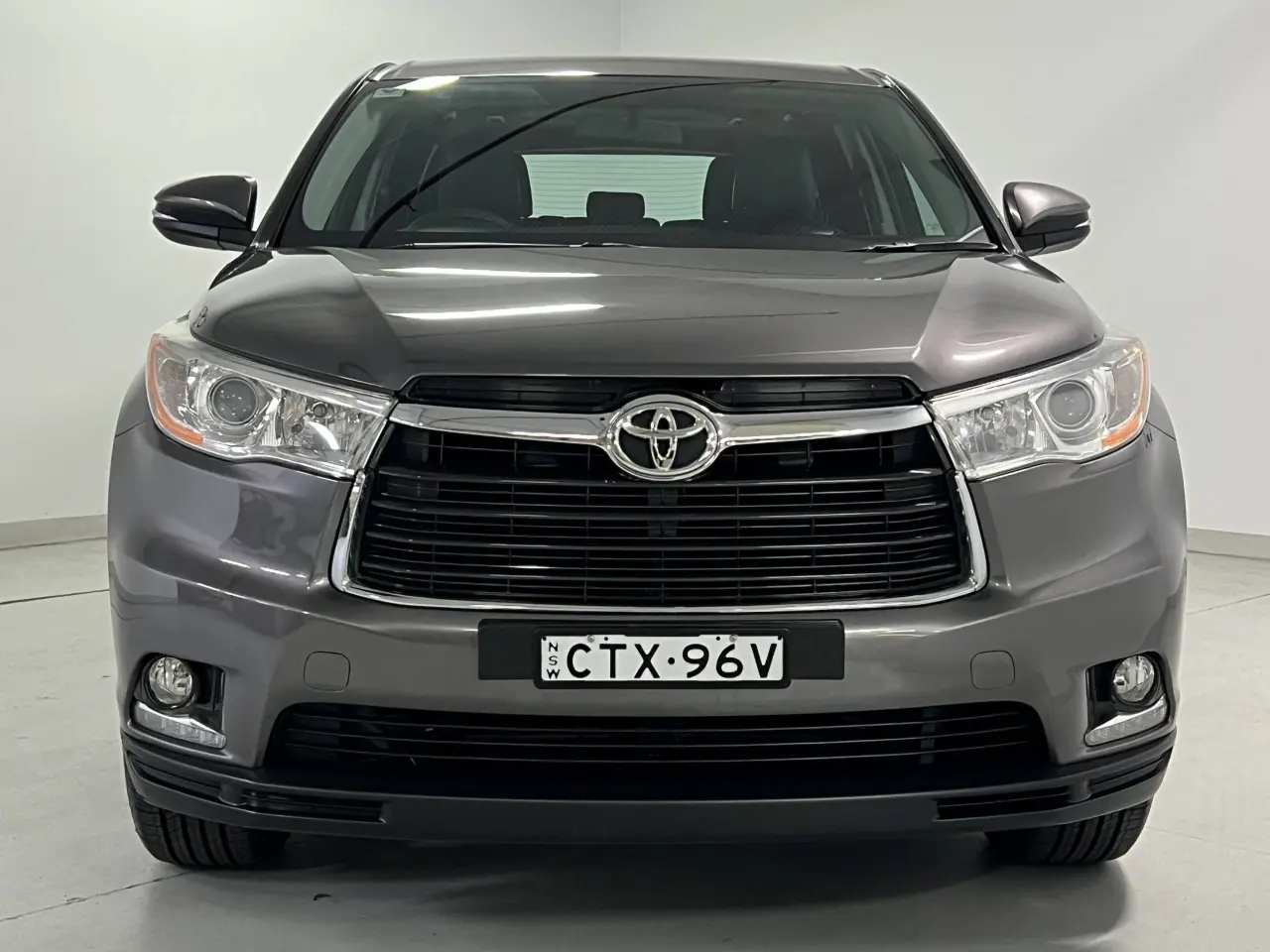 2014 TOYOTA KLUGER Gallery Image 3