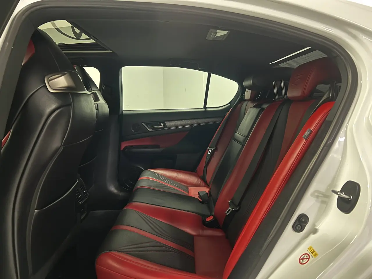 2018 LEXUS GS-F Gallery Image 13