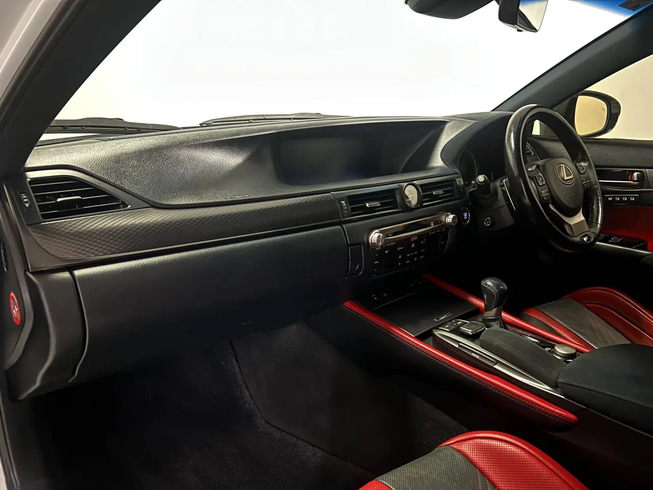 2018 LEXUS GS-F Gallery Image 14
