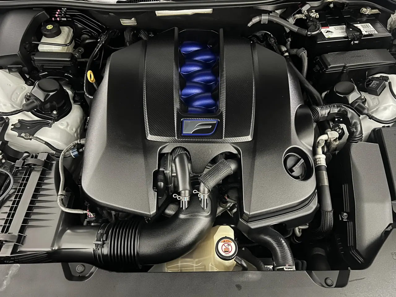 2018 LEXUS GS-F Gallery Image 21