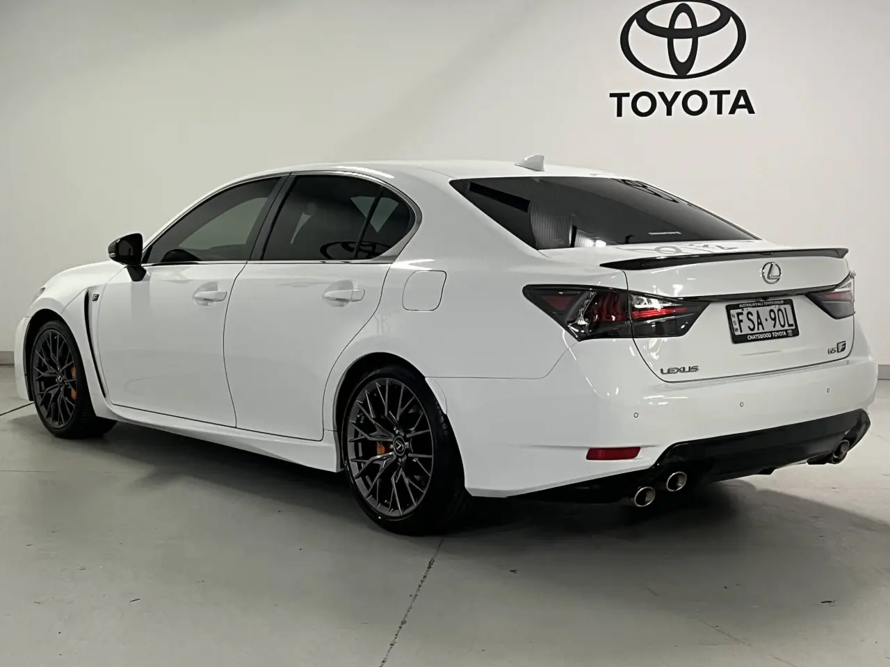 2018 LEXUS GS-F Gallery Image 8