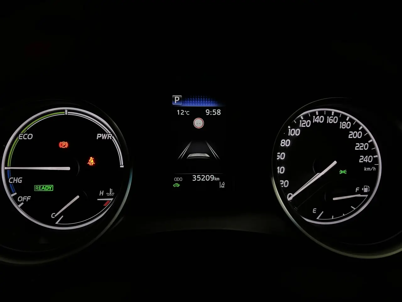 2023 TOYOTA CAMRY HYBRID Gallery Image 17