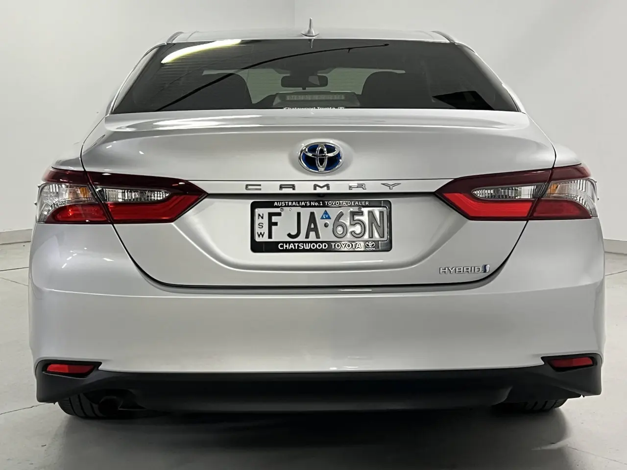 2023 TOYOTA CAMRY HYBRID Gallery Image 7